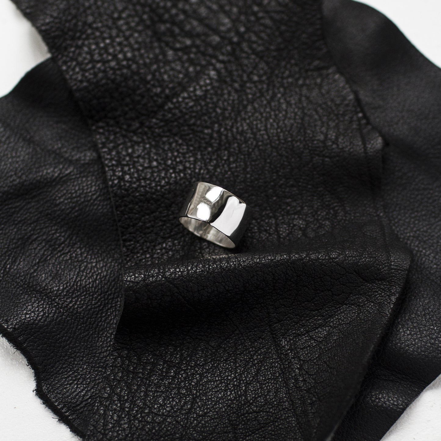 Imperfection Ring Medium