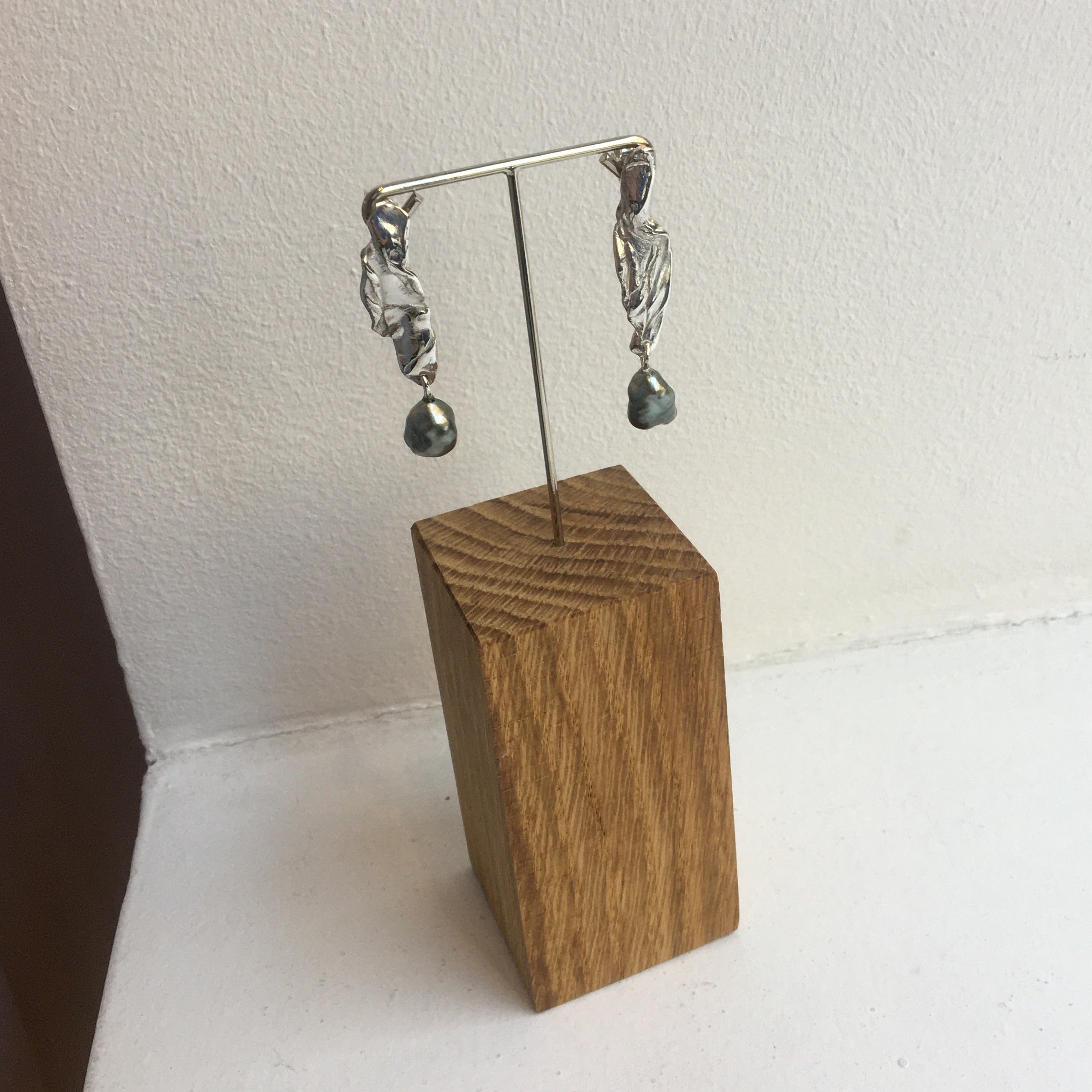 One-of-a-kind Keshi Earrings 0.2