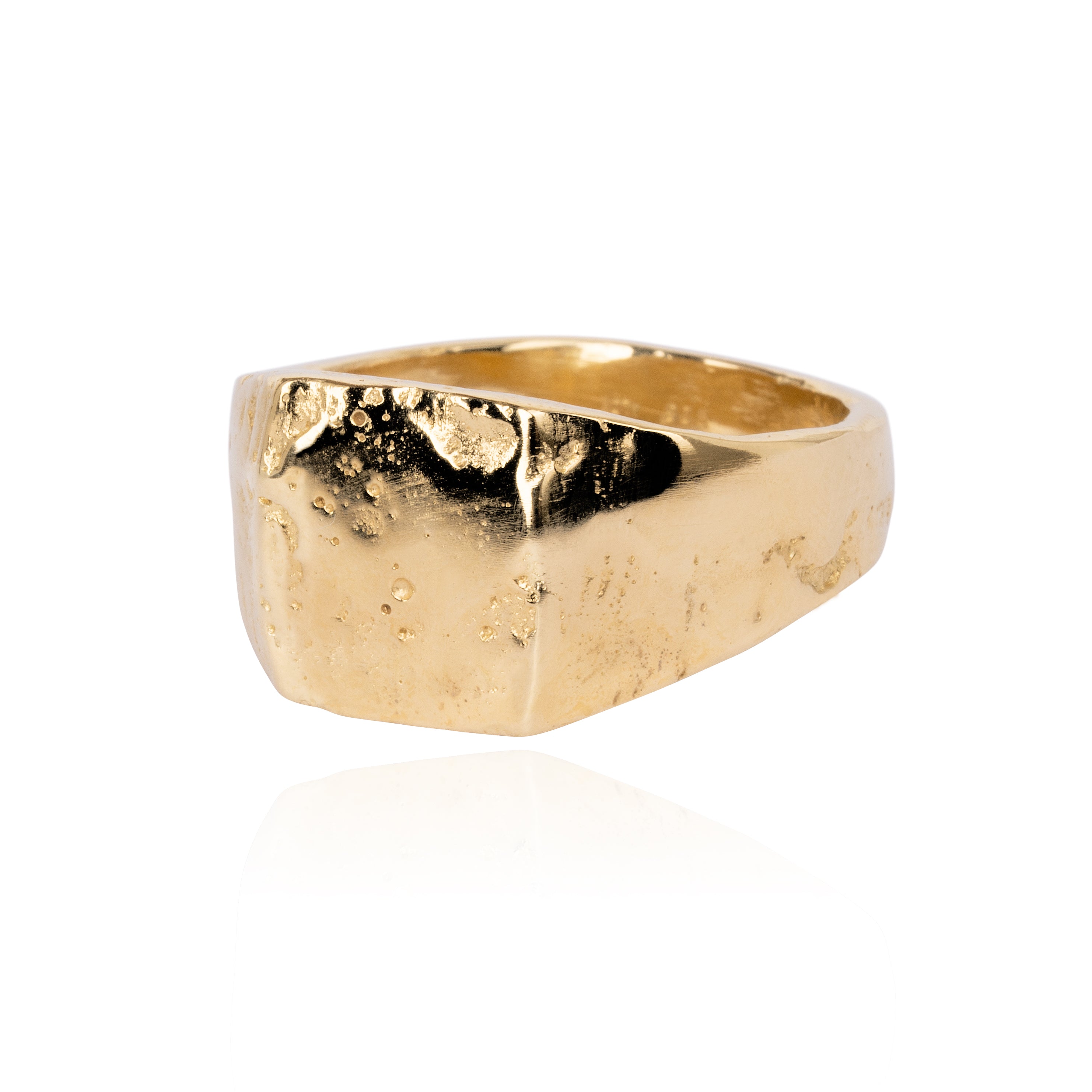 Moulded Signet Ring Square in 14k gold