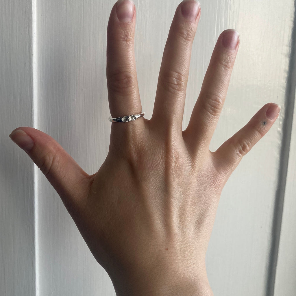 Simple Imprint Ring 02