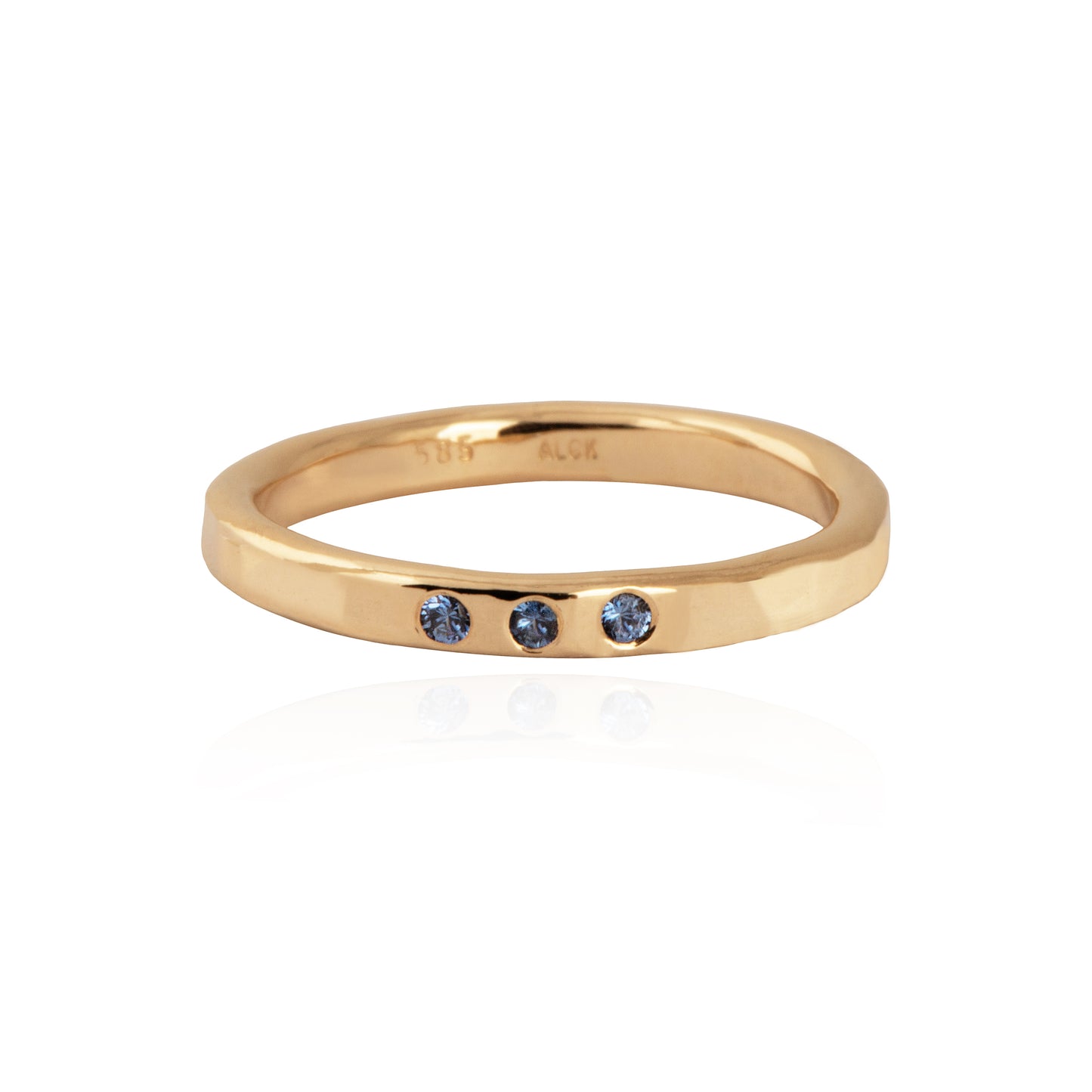 14k gold Hammered Thin Ring w. sapphires