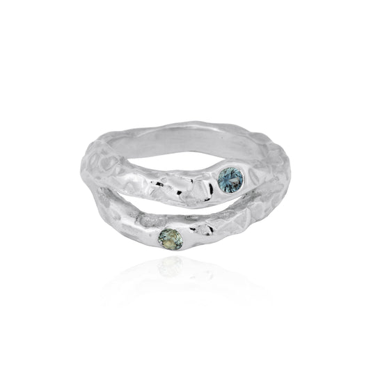 Organic Split Ring w. natural sapphires