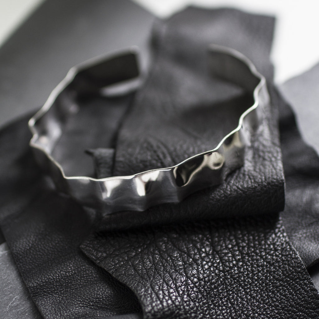 Imperfection Choker Thin