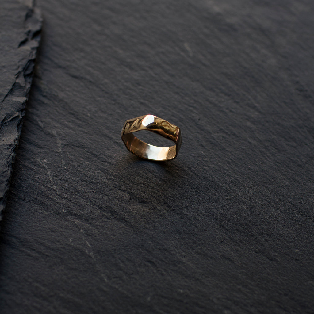 Imperfection Ring Small 14k gold