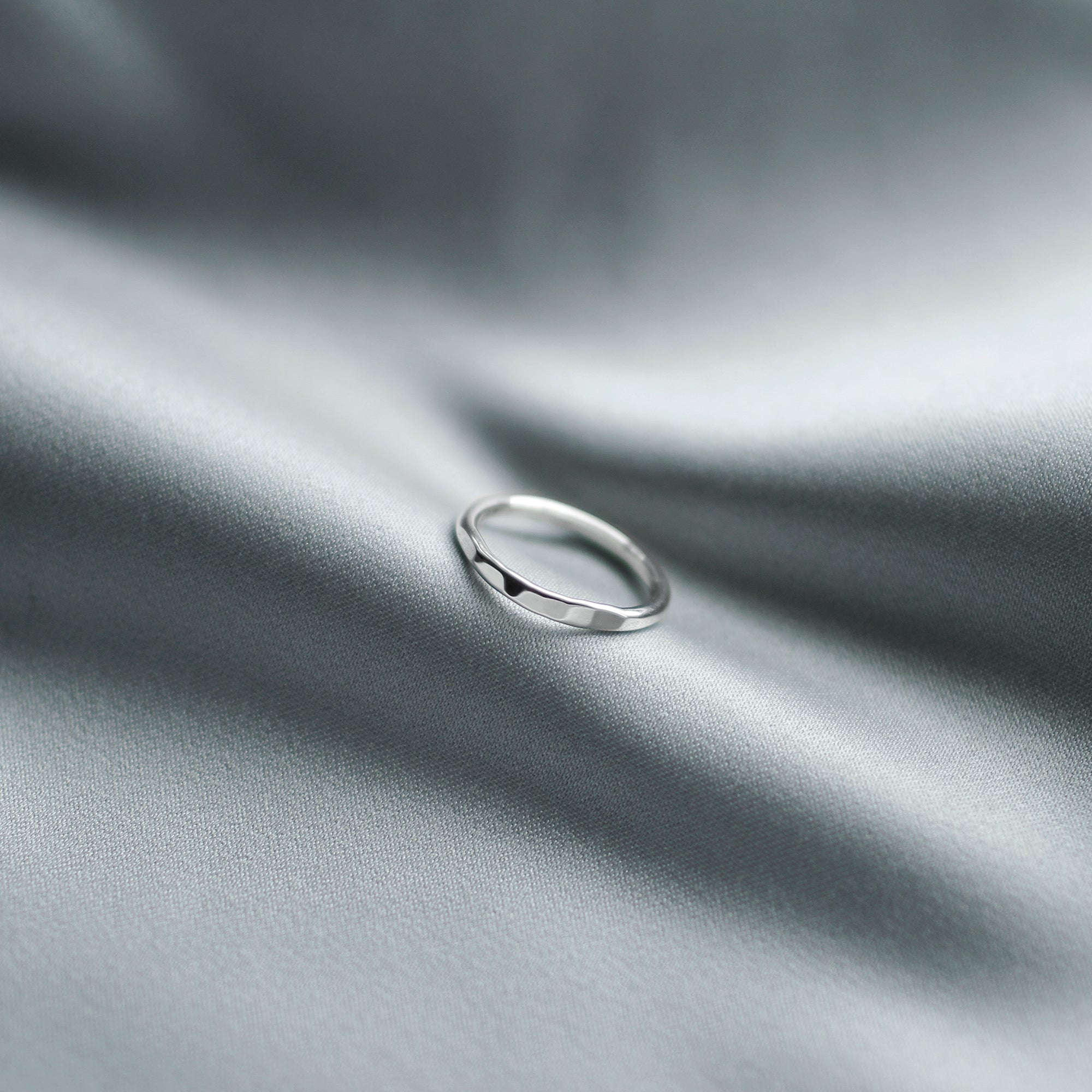 Onepoint Hammered Ring 0.2